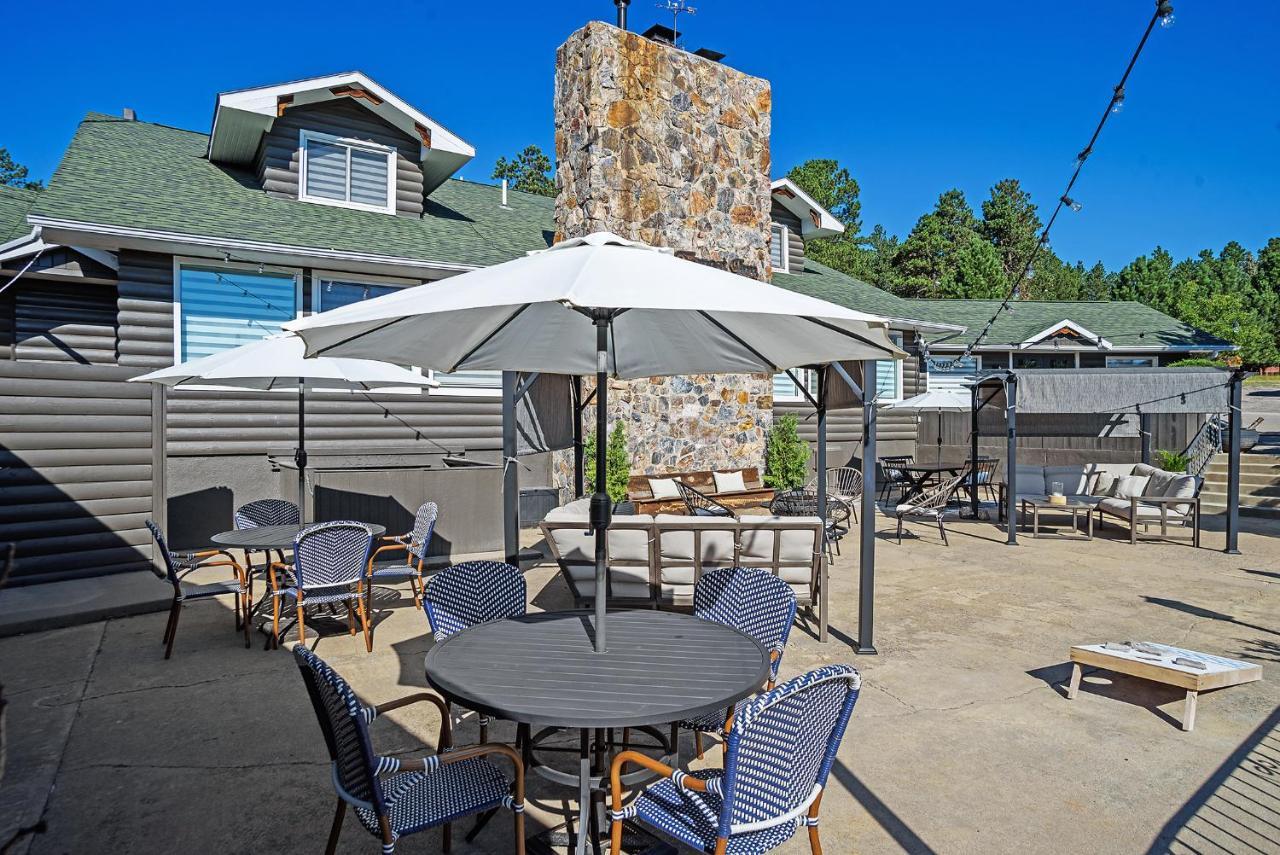 Black Forest Inn Bed & Breakfast Rapid City Exterior foto
